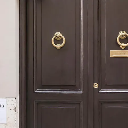 Maison Ottavia 4* ローマ